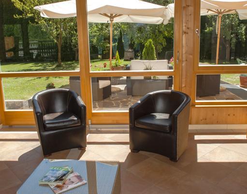 Residence-Garni Haus Tschenett Прато-алло-Стельвио Экстерьер фото