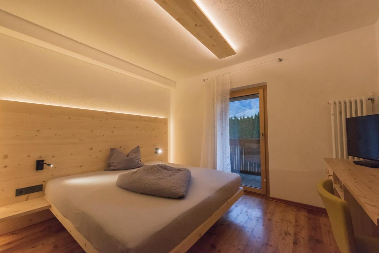 Residence-Garni Haus Tschenett Прато-алло-Стельвио Экстерьер фото