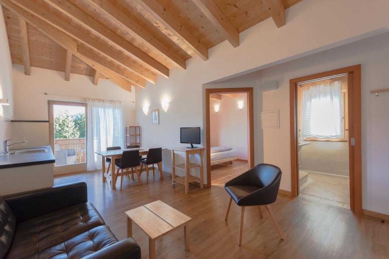 Residence-Garni Haus Tschenett Прато-алло-Стельвио Экстерьер фото